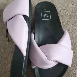 Gap sandals new no tag 6